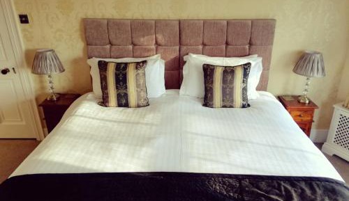 Deluxe Double or Twin Room with Garden View