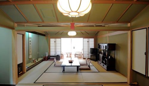 Superior Japanese-Style Room with City View - Non-Smoking