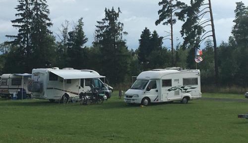 Caravan Place