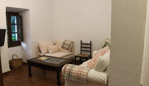 Three-Bedroom Townhouse