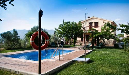 Four-Bedroom House (8 Adults)