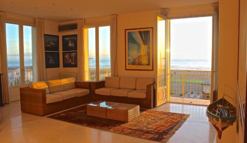 Penthouse Apartment