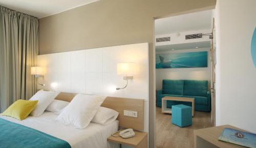 Junior Suite with Balcony