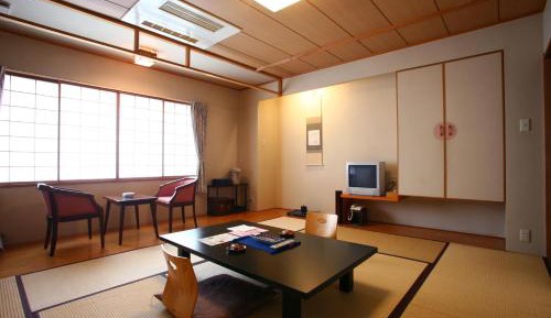 Japanese-Style Room with Shared Bathroom - Non-Smoking