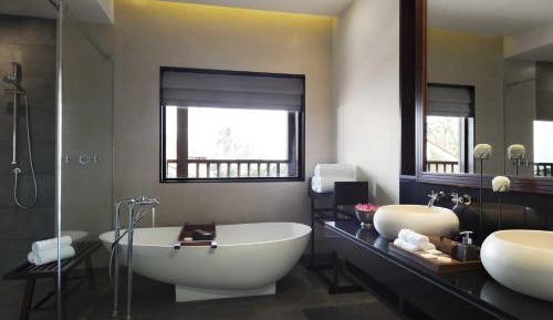 One Bedroom Ocean View Suite