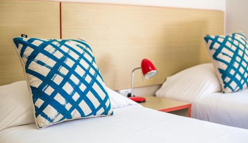 Economy King Room with Shared Bathroom