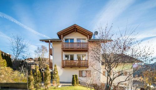 Apartment with Garden View
