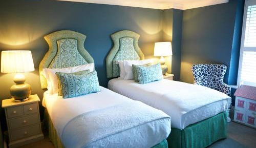 2 Bedroom Suite - Thermal Journey not included (not dog friendly)