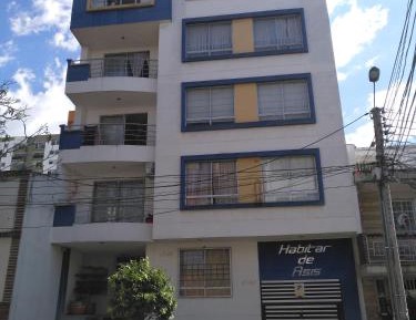 Standard Twin Room with Private Bathroom