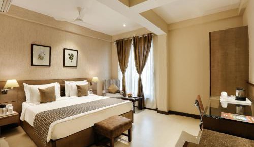 Deluxe Double or Twin Room