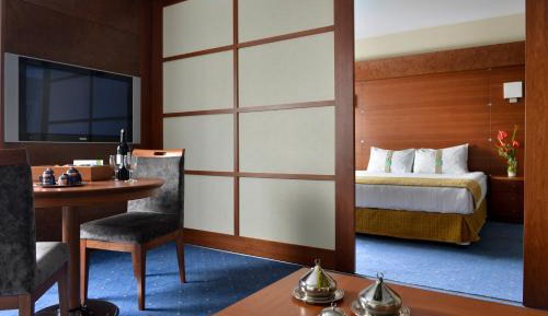 Executive Queen Suite