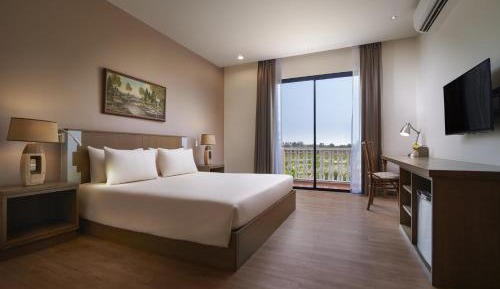 Superior King Room