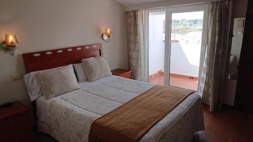 Double Room with Balcony and Sea View