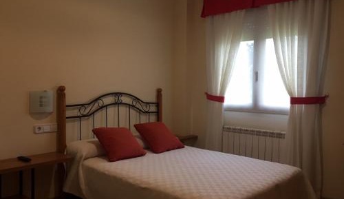 Queen Room - Disability Access