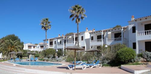 One-Bedroom Apartment (2 Adults)