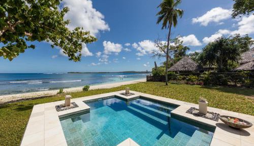 Deluxe Two-Bedroom Beachfront Villa with Plunge Pool