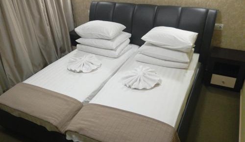 Twin Room with City View