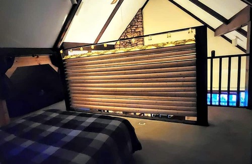 Nekoosa Cottage | New on VRBO! Peaceful "Guest favorite" lakeside cabin. Fun for the whole family!