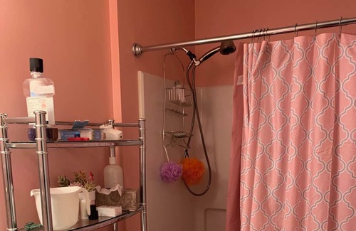 Grayson House | Very quiet neighborhood