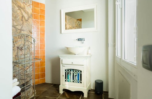 Guillena Apartment | Apartment 'Dúplex Diseño Árabe' with Private Pool, Wi-Fi and Air Conditioning