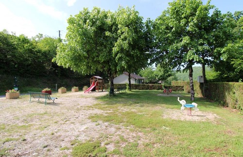 Arnac Cottage | Gite Arnac, 1 bedroom, 4 persons