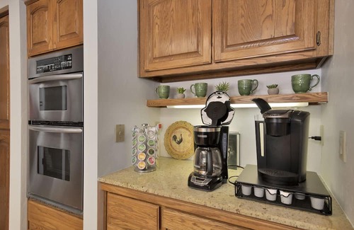 Prescott House | Picturesque Retreat at Thumb Butte - Spacious 4-Bedroom Home in Prescott!