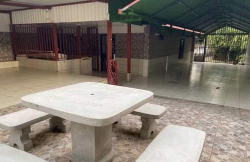 Rivas House | take the whole family to this great pleace with plenty of areas to have fun, Daw