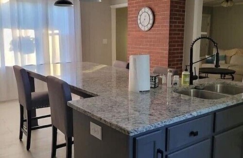 Ronda House | Wine Country Cottage - 3BR 2BA Home Near Wineries