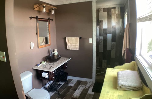 Grass Creek House | Riverfront house on the Tippecanoe River- Yogi’s Den - upper level