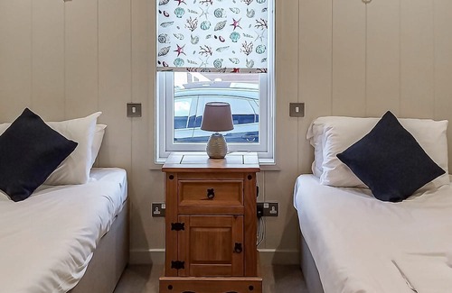 Gisleham Cabin | 2 bedroom accommodation in Lowestoft