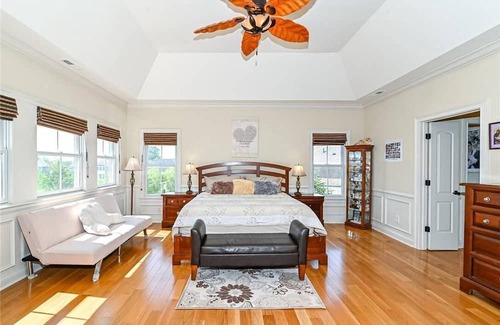 The Village of West Clay House | Beautiful large 5 bedroom house with basement