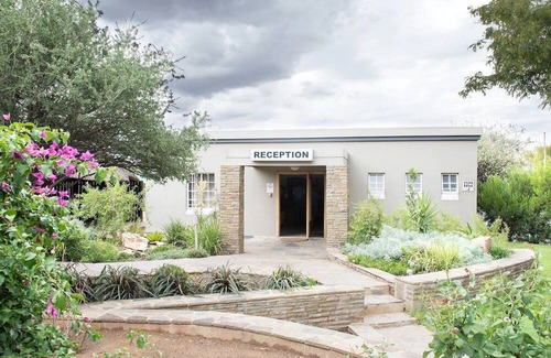 Windhoek House | Minutes Away from Haven Zoological Park! 2 Relaxing Chalets w/ Patio, Pool!