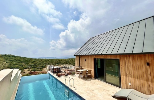Kas House | 2 bedroom villa with private pool and great views