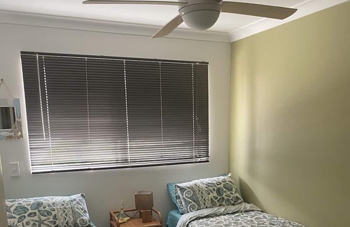 South Yunderup House | Absolute River Front - 2 b/room, fully equipped, pool, jetty, close boat ramp