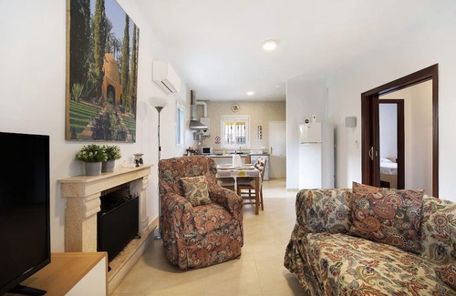 Chiclana de la Frontera House | Holiday Home 'Andalucia 13' with Private Pool, Wi-Fi and Air Conditioning