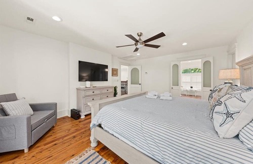 Isle of Palms House | Updated Island home with Private Pool and Spa in the Heart of Isle of Palms!