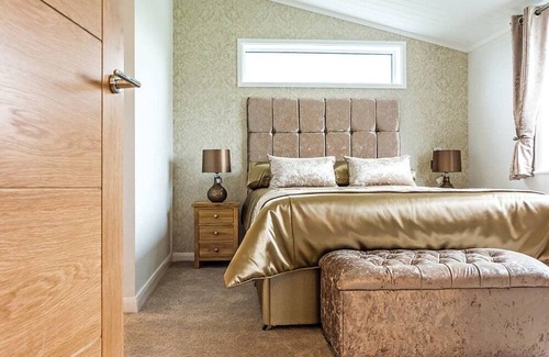 Llanllwchaiarn House | 2 bedroom accommodation in New Quay