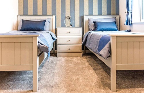 Llanllwchaiarn House | 2 bedroom accommodation in New Quay