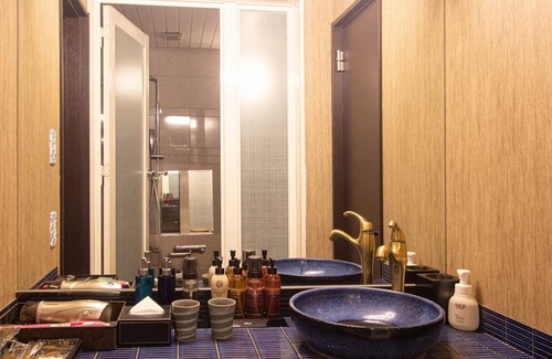 Oita House | Twin room Onsen openair bath / Oita Ōita