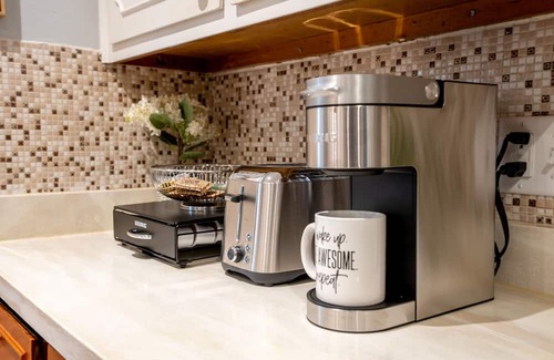 Saint Marys  Allen County House | Newly Renovated 3BR w/ King Bed - 4mi from DTFW