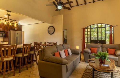 Hills of Esterillos House | Villa Meilleur By Esterillos Hills 10 minutes away from the beach!!