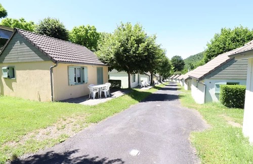 Arnac Cottage | Gite Arnac, 1 bedroom, 4 persons