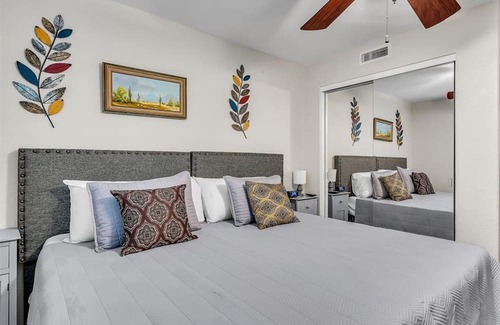 Phoenix House | Amenities Galore! Outdoor Living & lots of Games