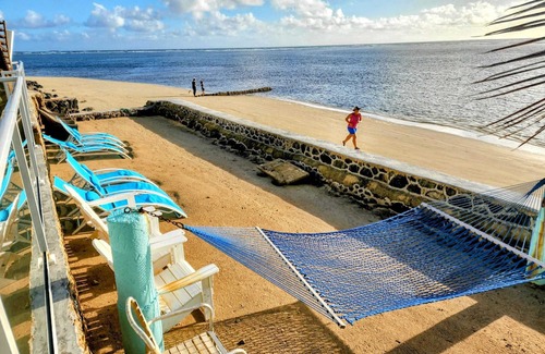 Kahuku House | Oceanfront Luxury,Private Beach,3 Jacuzzis,Private Chef,Jurassic Park Film Site