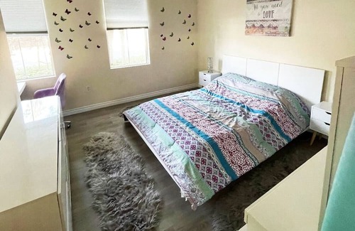 Airport Area Condo | Private room with private bathroom near UCI