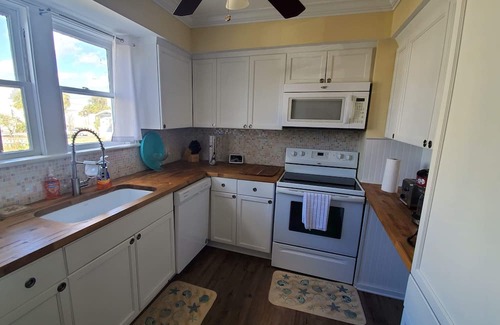 Surfside Historic District House | Beautiful Beach House in Daytona Beach