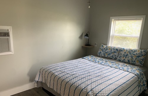 Lincoln Cabin | Tiny home!