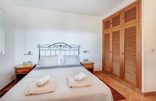 Alconasser House | Beautiful, very private finca with astonishing sea views.