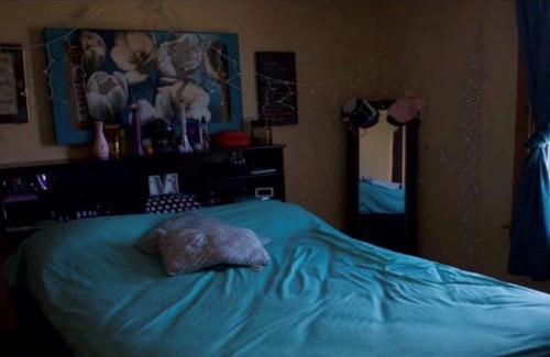 Frankfort House | Waterfront Stream Gambrel