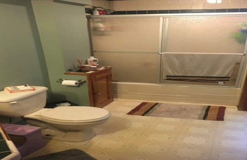 Frankfort House | Waterfront Stream Gambrel